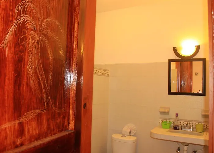 Casa Anua Pensión *