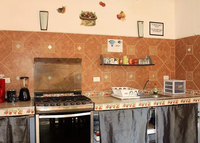Casa Anua Pensión *